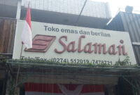 Toko Mas dan Berlian Salaman